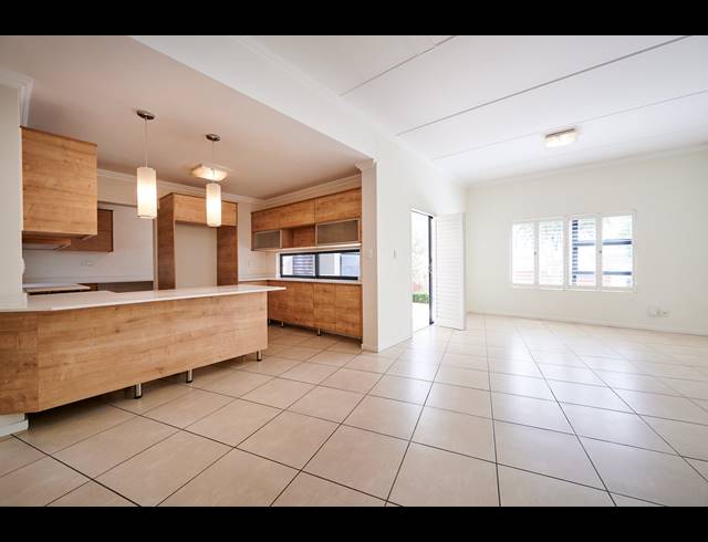3 BEDROOM TOWNHOUSE RENTED IN PAULSHOF